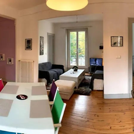 Vue Exceptionnelle Chateau + Parking * Pau